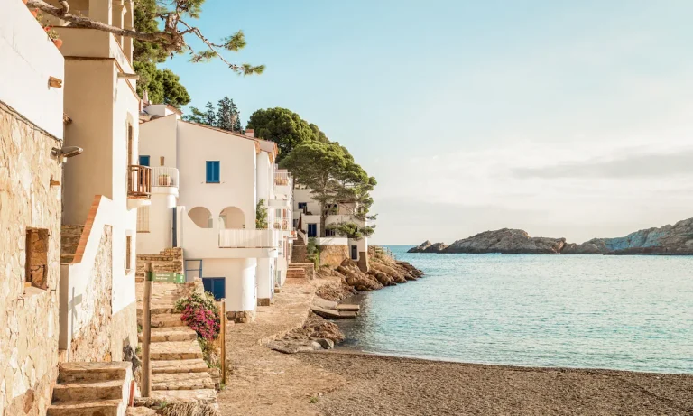 Cómo comprar casa en Roses, Costa Brava